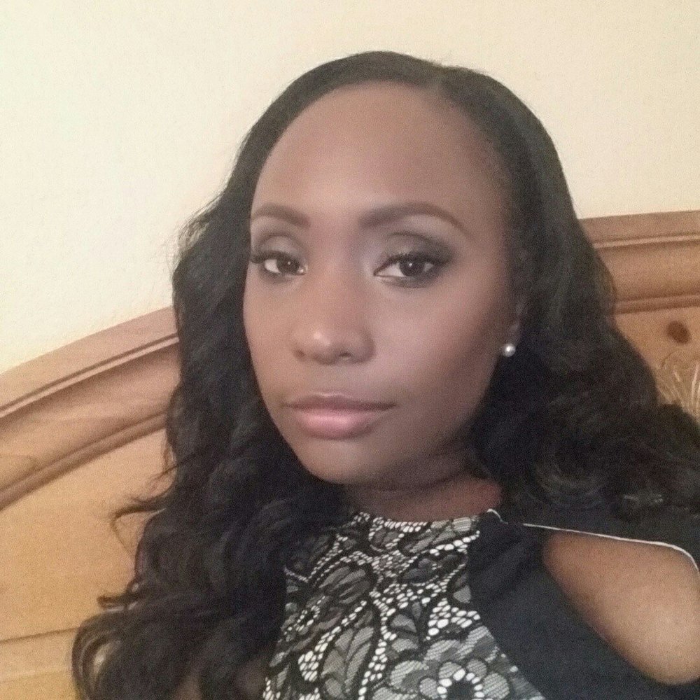 Meet your Posher, Latasha